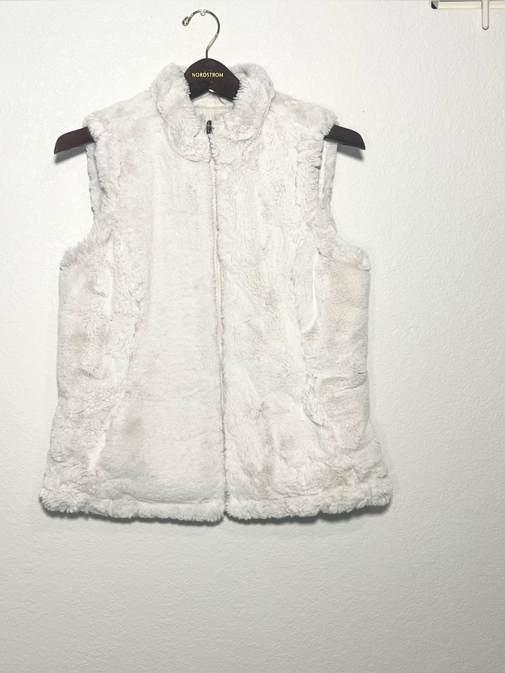 Nicole Miller Cream Plush Faux-Fur Reversible Vest XS